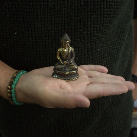 Mini Bouddha assis en méditation