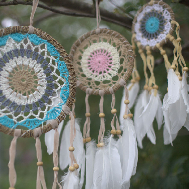 Attrape-rêves en macramé rose pastel 12 cm (couleurs assorties)