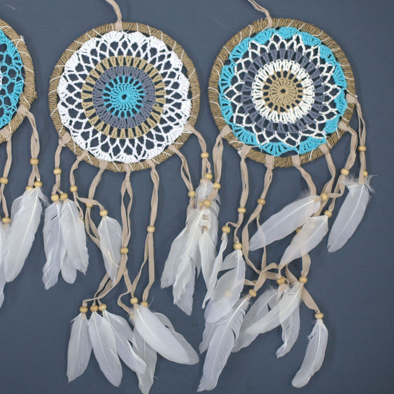 Attrape-rêves en macramé bleu pastel 16 cm (couleurs assorties)