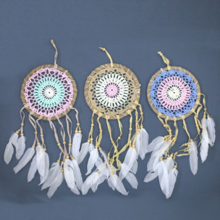 Attrape-rêves en macramé rose pastel 16 cm (couleurs assorties)