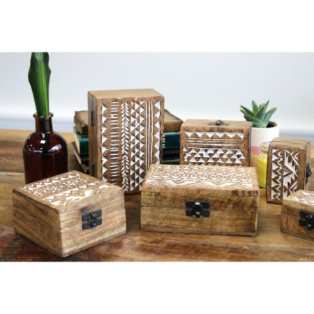 Coffret en bois blanchi à la chaux - Motif aztèque 6x4