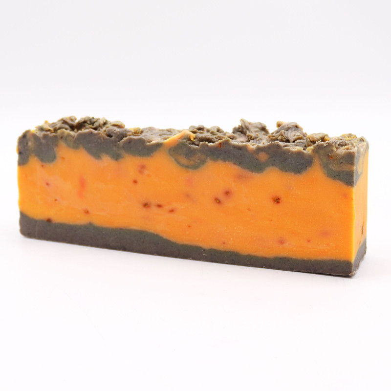 Tranche de savon à l'huile d'olive à la cannelle et à l'orange