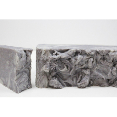 Tranche de savon à la boue de la mer Morte et à l'huile d'olive