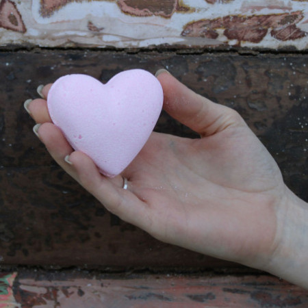 Bombe de bain Love Heart 70 g - Bubblegum