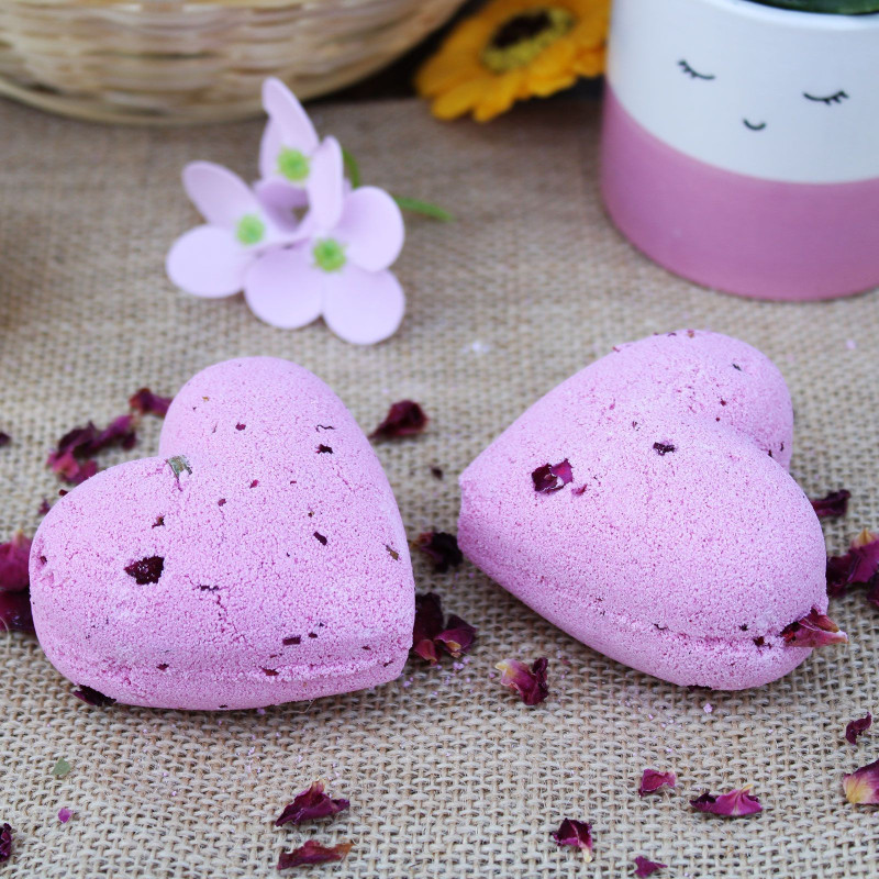 Bombe de bain Love Heart 70 g - Ylang et rose