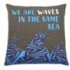 Housse de coussin en coton imprimé - We are Waves - Bleu