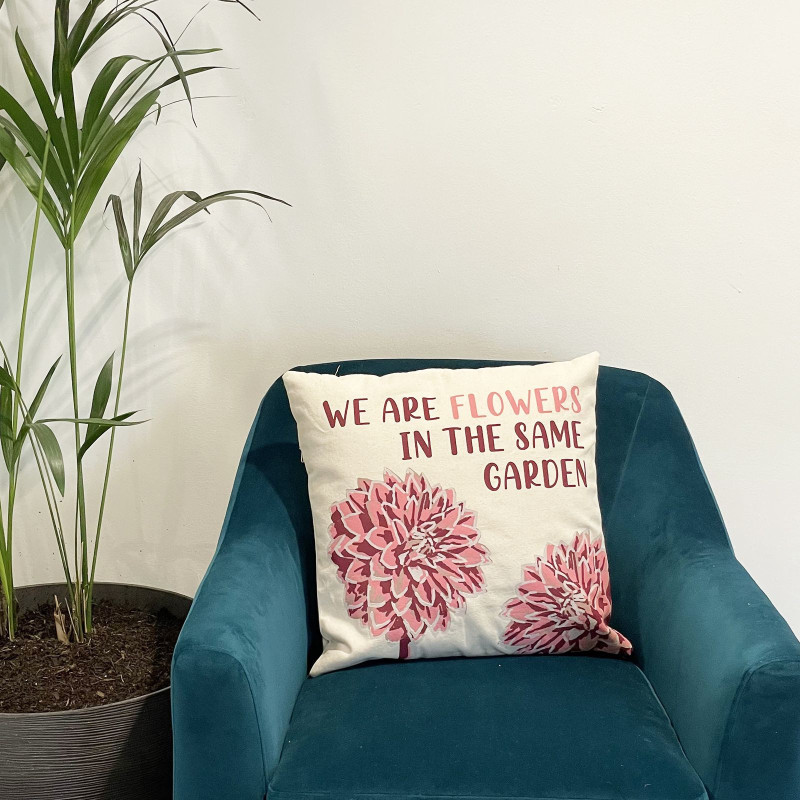 Housse de coussin en coton imprimé - We are Flowers - Rose