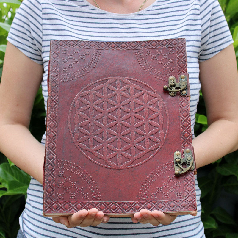 Grand livre en cuir Fleur de Vie 10x13 (200 pages)