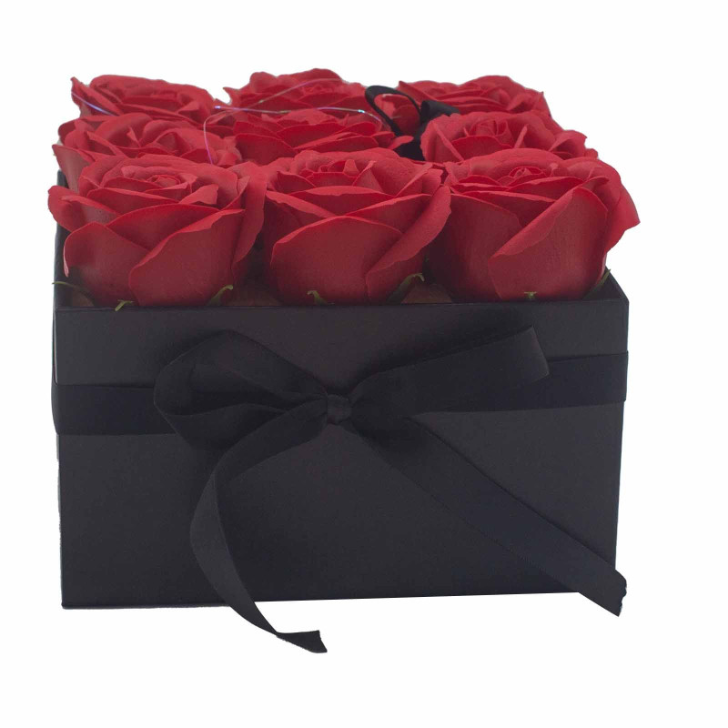Bouquet de fleurs de savon - 9 roses rouges - Carré