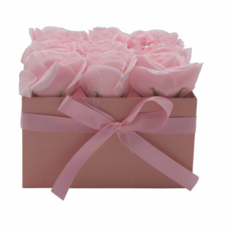 Bouquet de fleurs de savon - 9 roses roses - Carré