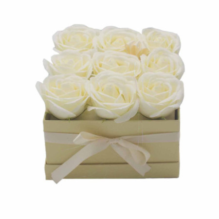 Bouquet de fleurs de savon - 9 roses crème - Carré