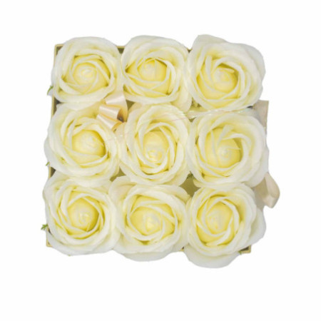 Bouquet de fleurs de savon - 9 roses crème - Carré