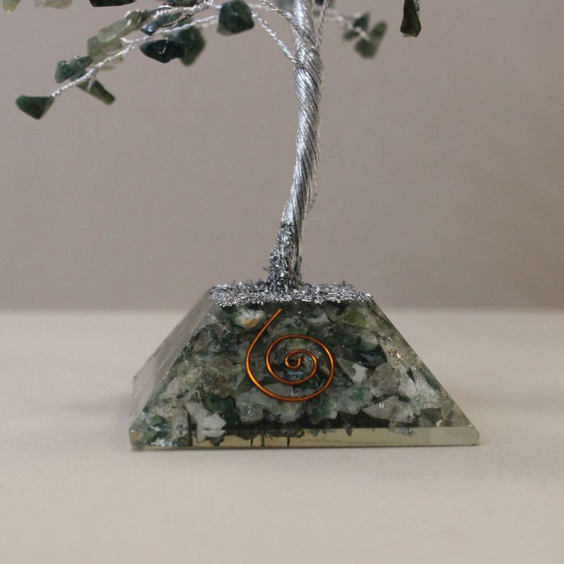 Arbre à pierres précieuses avec base en organite - 160 pierres - Agate mousse