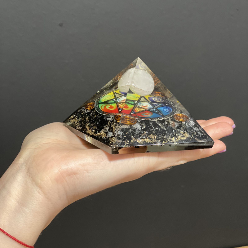 Pyramide d'orgonite - Pentagone de minuit - 70 mm