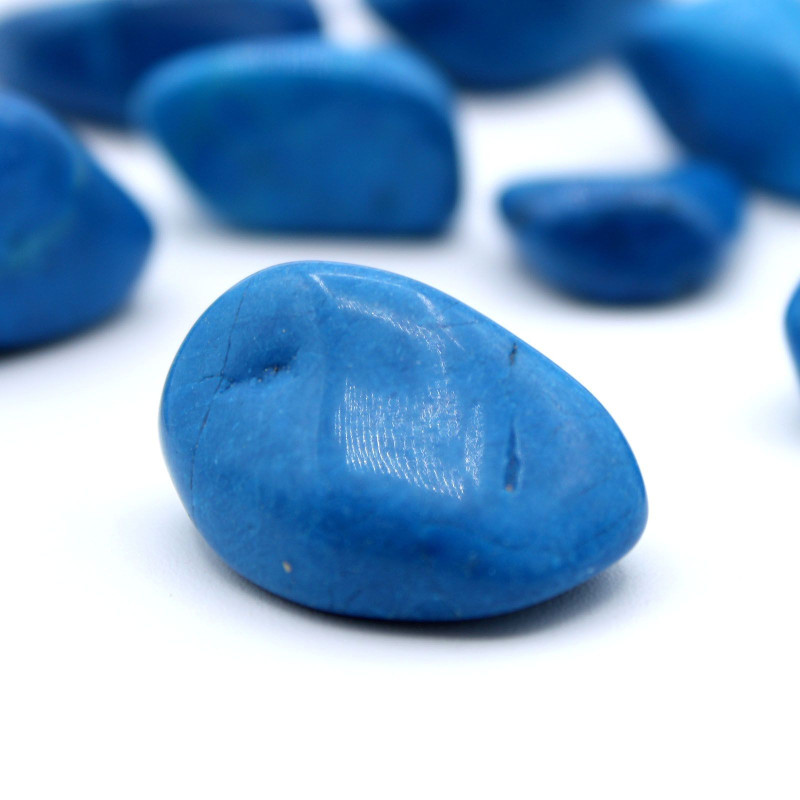 Lot de 24 pierres polies en howlite bleue