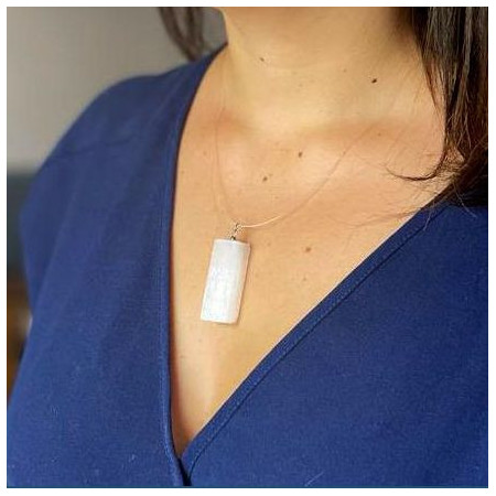 Pendentif naturel en sélénite