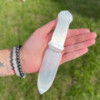 Couteau rituel en sélénite - Chakra