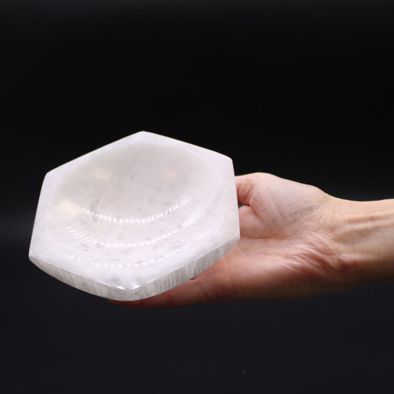 Bol hexagonal en sélénite - 15 cm