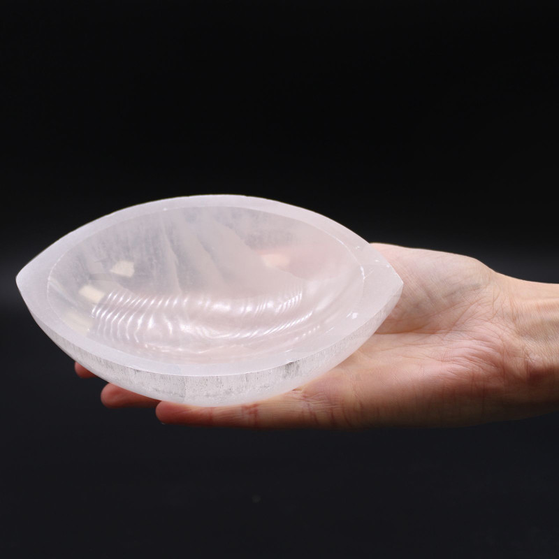 Bol en sélénite pour les yeux - 15 cm