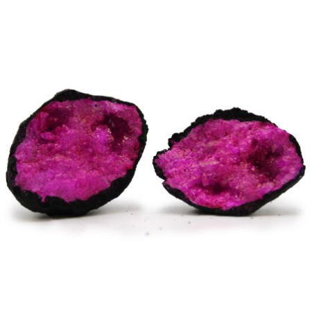 Géodes de calsite colorées - Roche noire - Rouge foncé