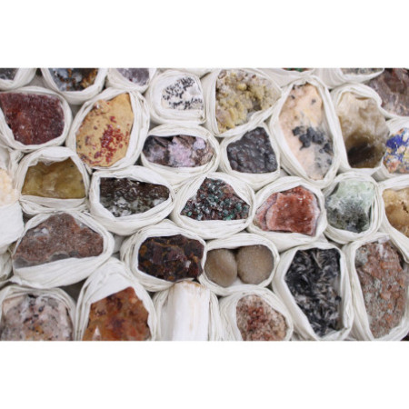 Spécimens minéraux - Pièces mixtes (environ 24 pièces)