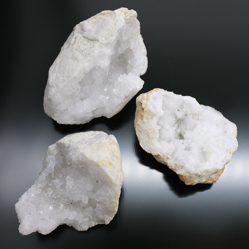 Spécimens minéraux - Calcite (environ 32 pièces)