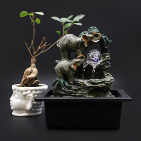 Fontaine de table - 30 cm - Famille d'éléphants