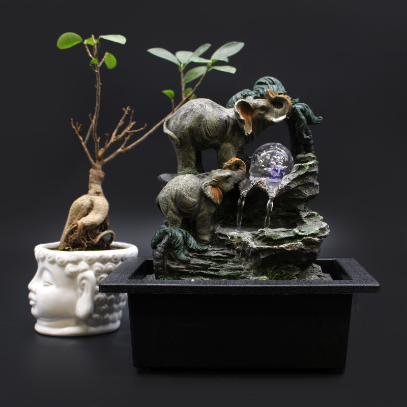 Fontaine de table - 30 cm - Famille d'éléphants