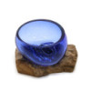 Mini bol bleu en verre Molton sur bois