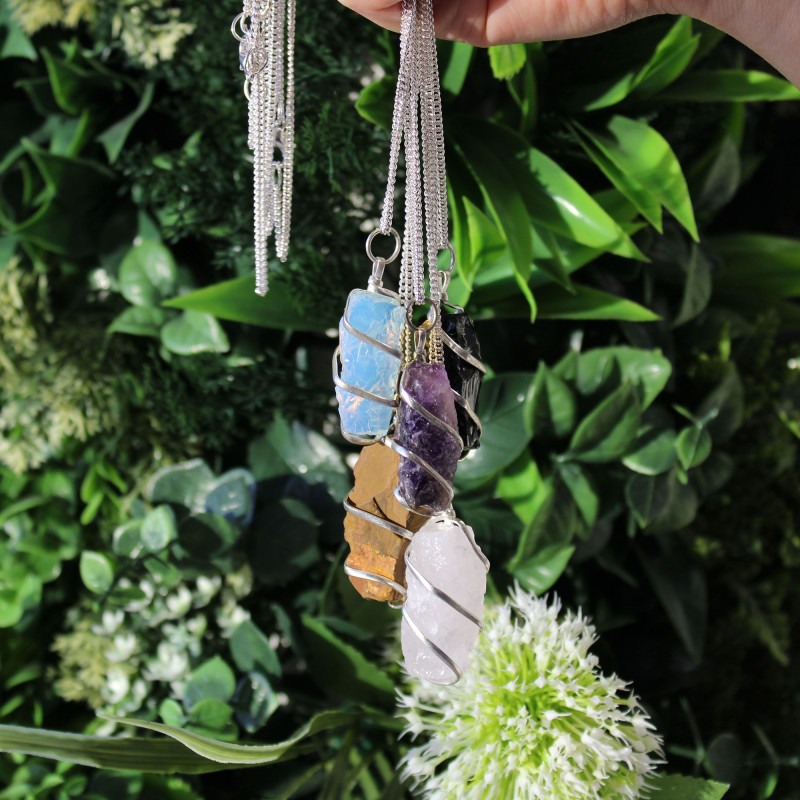 Collier en pierres précieuses enveloppées en cascade - Améthyste brute