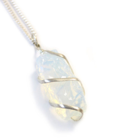Collier enroulé en cascade - Opalite brute