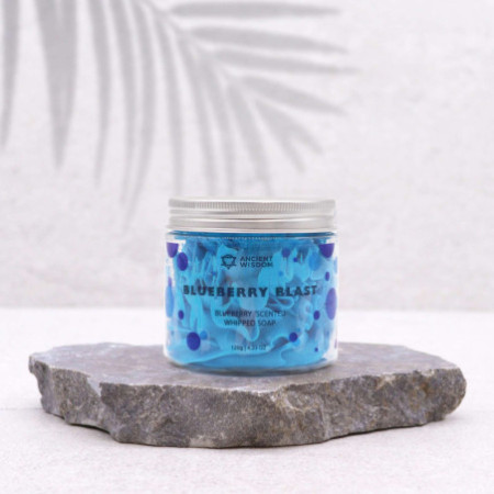 Savon à la crème fouettée aux myrtilles 120 g