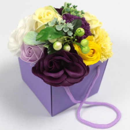 Bouquet de fleurs de savon - Jardin de fleurs violettes - SPÉCIAL