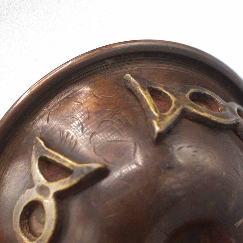Bol rituel en cuivre antique avec triple lune 8x4cm