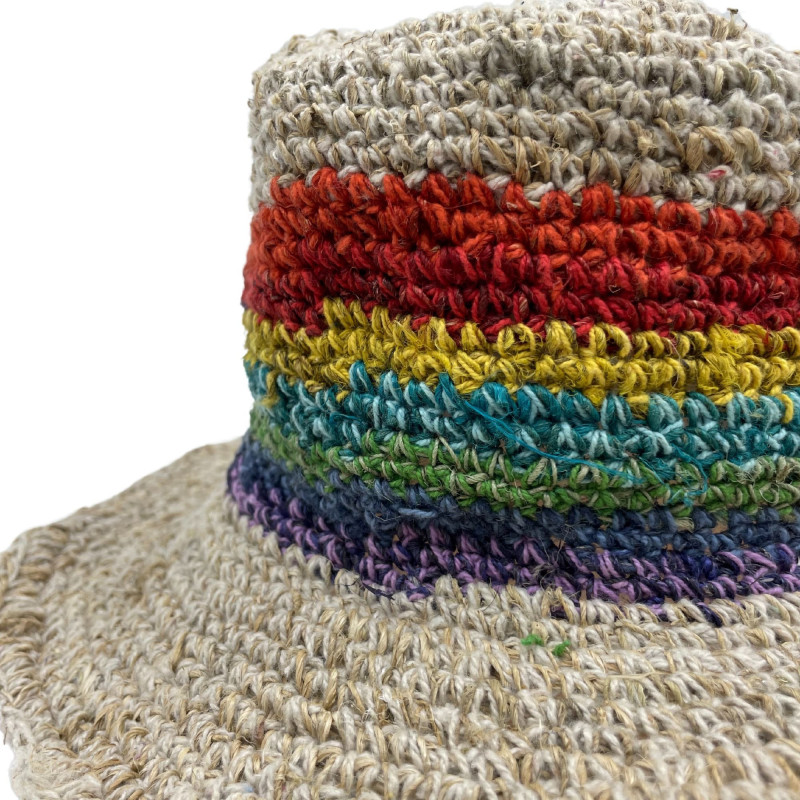 Chapeau bohème de festival tricoté à la main en chanvre et coton - Arc-en-ciel