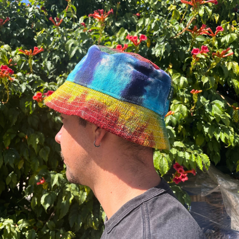 Chapeau de festival bohème en chanvre et coton rapiécés - Tiedye