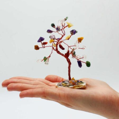 Arbre à pierres précieuses - Pierres multiples sur base d'agate naturelle (35 pierres)