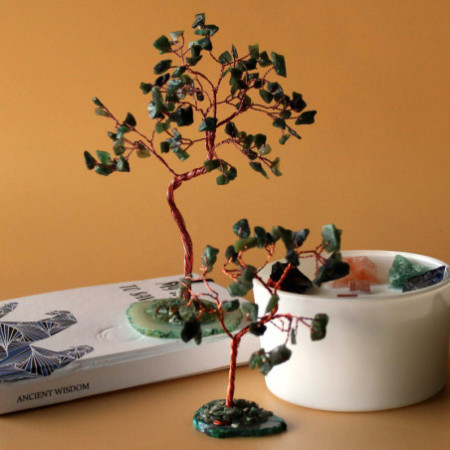 Arbre à pierres précieuses - Aventurine verte sur base d'agate verte (35 pierres)