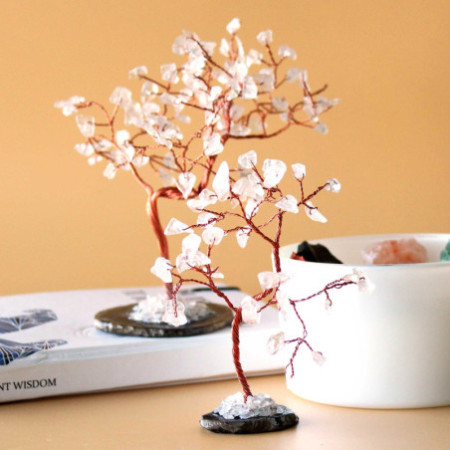 Arbre à pierres précieuses - Quartz rocheux sur base d'agate noire (35 pierres)