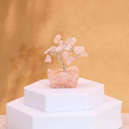 Mini arbres à pierres précieuses sur base en orgonite et Quartz rose (15 pierres)