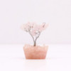 Mini arbres à pierres précieuses sur base en orgonite et Quartz rose (15 pierres)