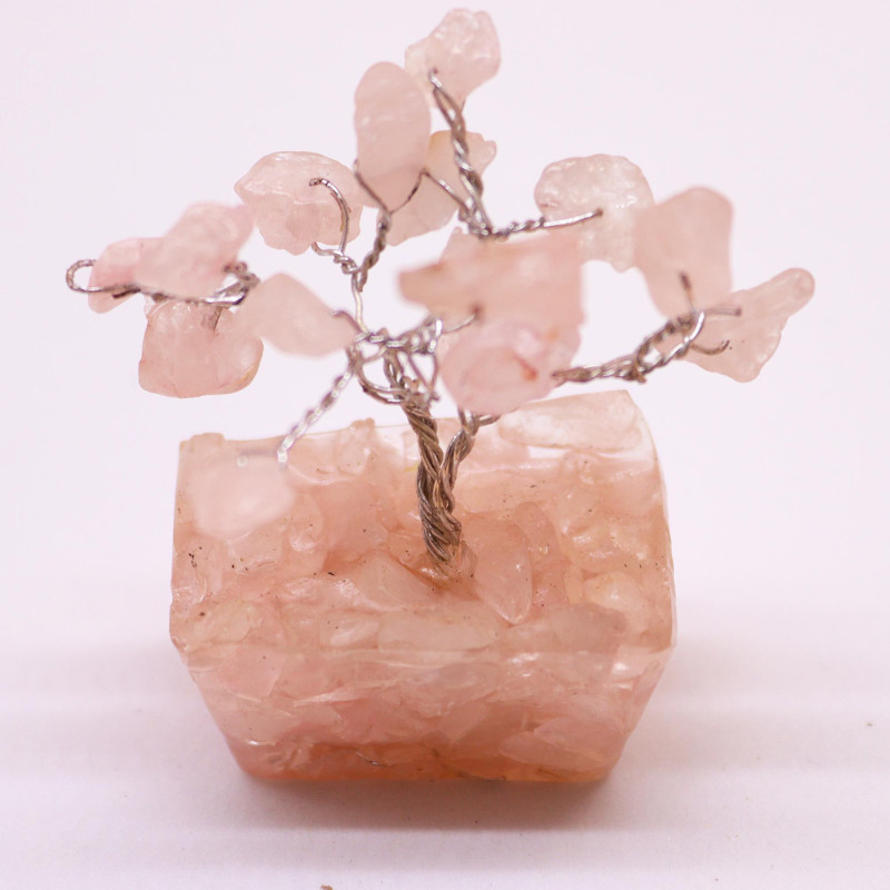 Mini arbres à pierres précieuses sur base en orgonite et Quartz rose (15 pierres)