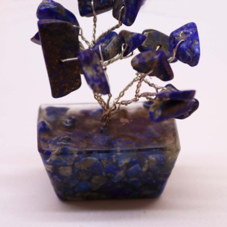 Mini arbres en pierres précieuses sur base en orgonite - Sodalite (15 pierres)