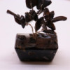 Mini arbres à pierres précieuses sur base en orgonite et Agate noire (15 pierres)