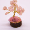 Mini arbres en pierres précieuses sur socle en bois et Quartz rose (15 pierres)