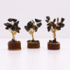 Mini arbres à pierres précieuses sur socle en bois et Agate noire (15 pierres)