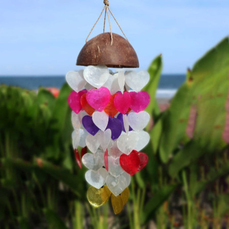 Carillons éoliens en noix de coco et capiz - Grands cœurs - 40 cm