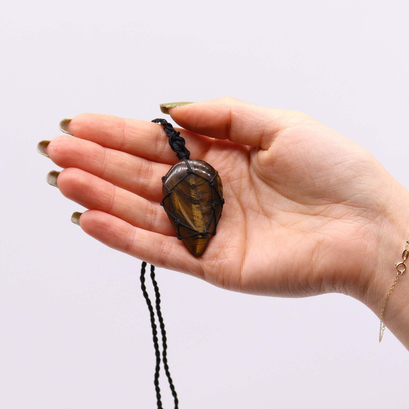 Pendentif en forme de larme avec pierres précieuses lacées - œil de tigre