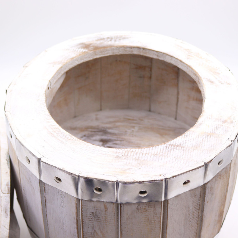 Tabouret en tonneau de bière - Blanchi à la chaux