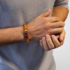 Bracelet chakra racine en bois de cèdre avec jaspe rouge